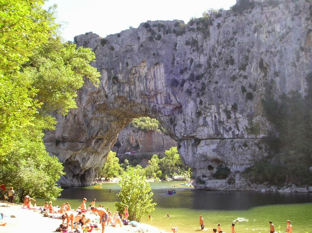 Villa La Cigale - Pte Des Gorges - Piscine Privee Chauffee Vallon-Pont-dʼArc Exterior foto